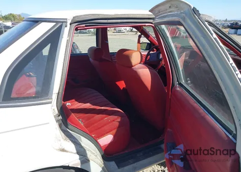 1992 Ford Tempo Gl z USA, uszkodzony, nr VIN 2FAPP36X2NB112438